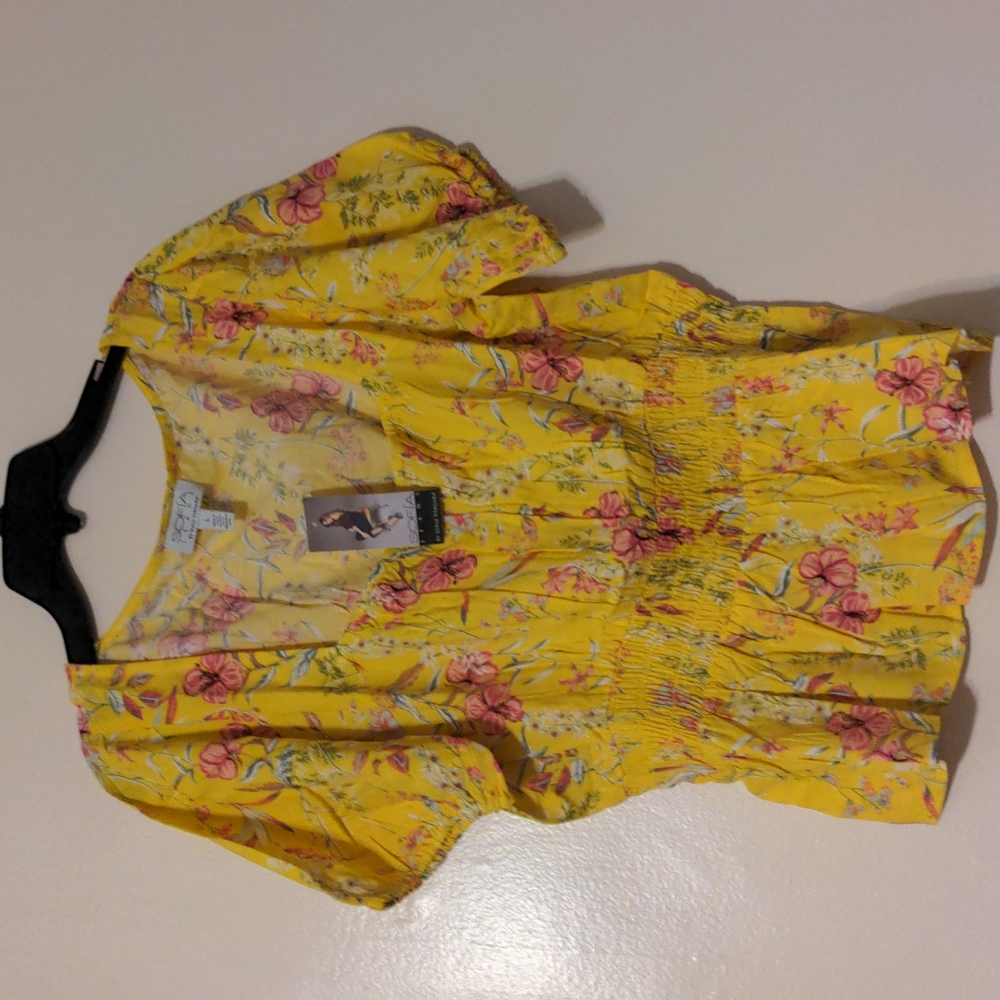 Sofia by Sofia Vergara yellow floral print square neck top size large nwt